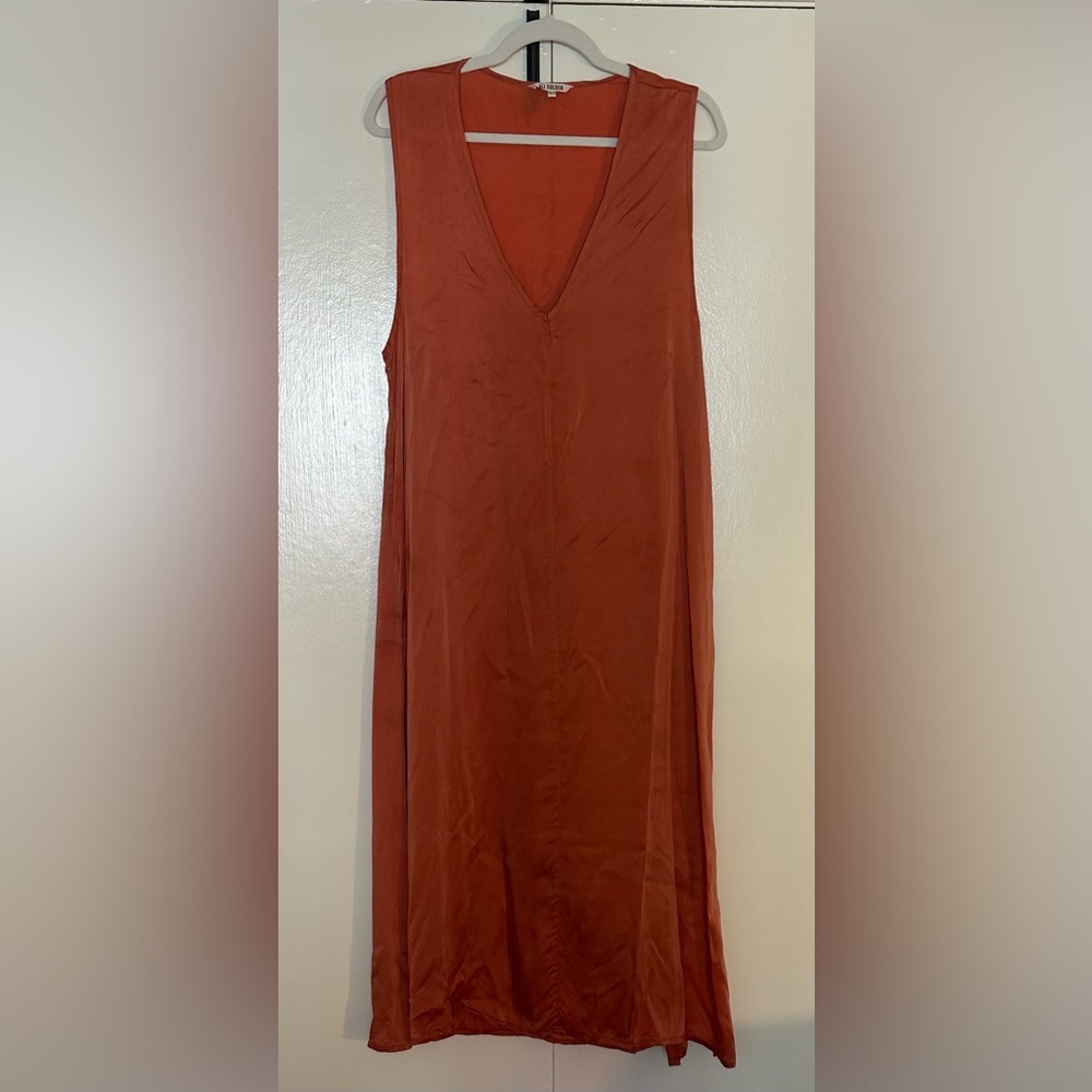 ALI GOLDEN SLEEVELESS MAXI